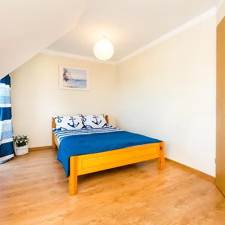 Morskie Ul. Azaliowa 罗威