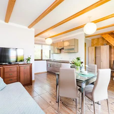 Morskie Ul. Azaliowa 罗威