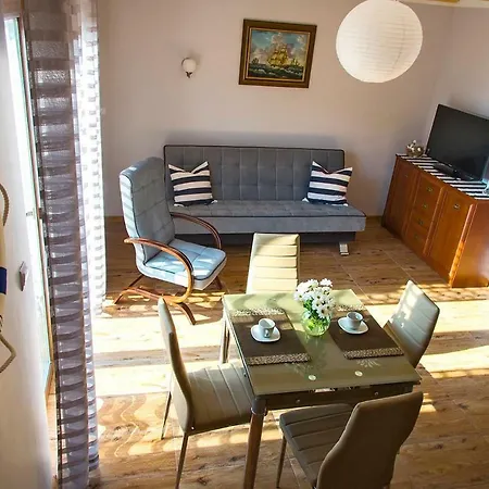 Morskie Ul. Azaliowa 罗威