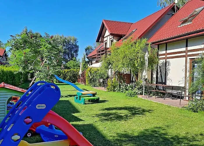 Morskie Ul. Azaliowa * Rowy (Pomerania)